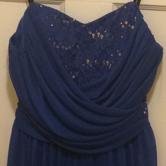 Navy blue prom dress - Picture 2 of 7